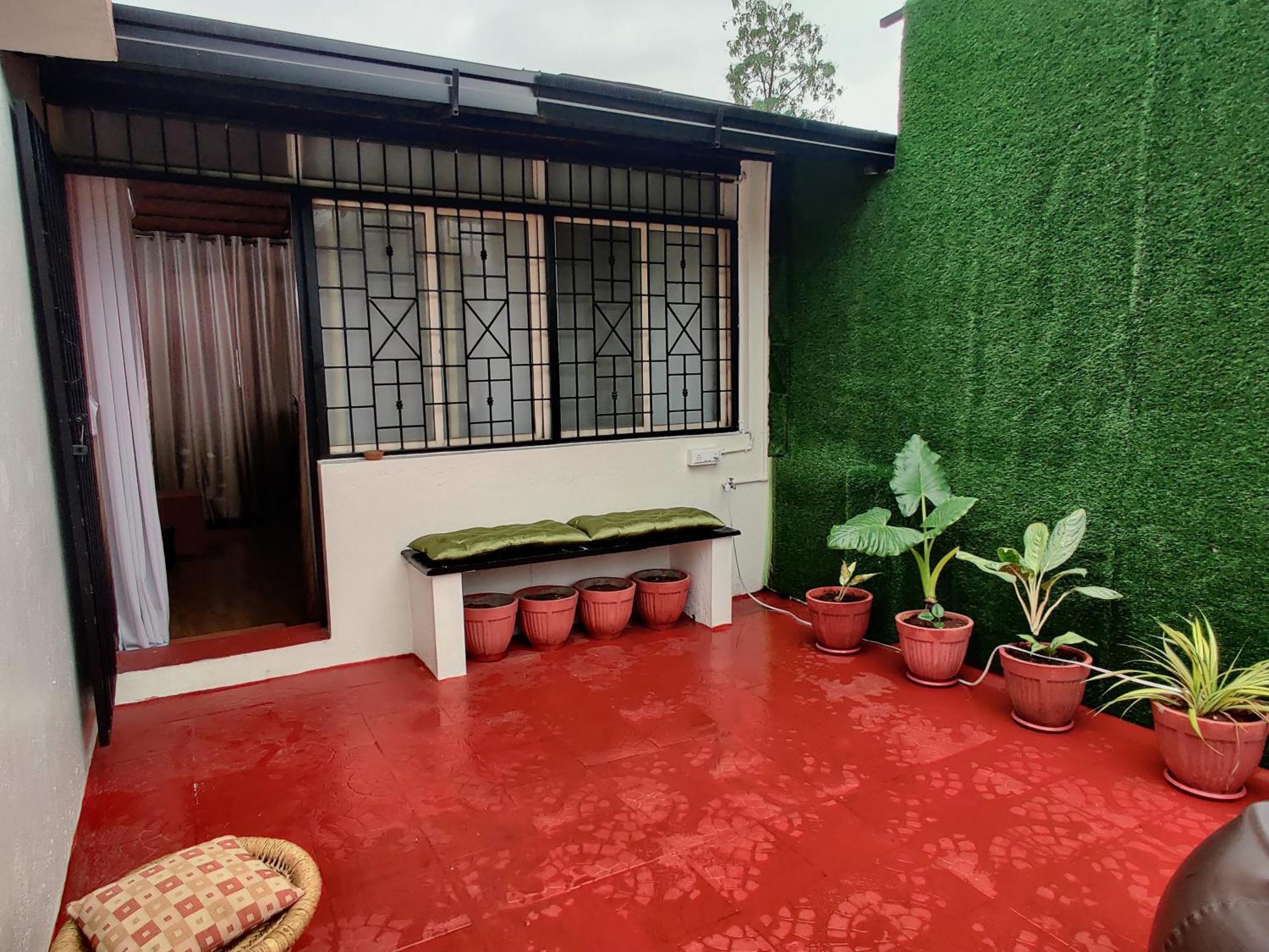 The Rustic Manor - Homestay Bangalore Extérieur photo