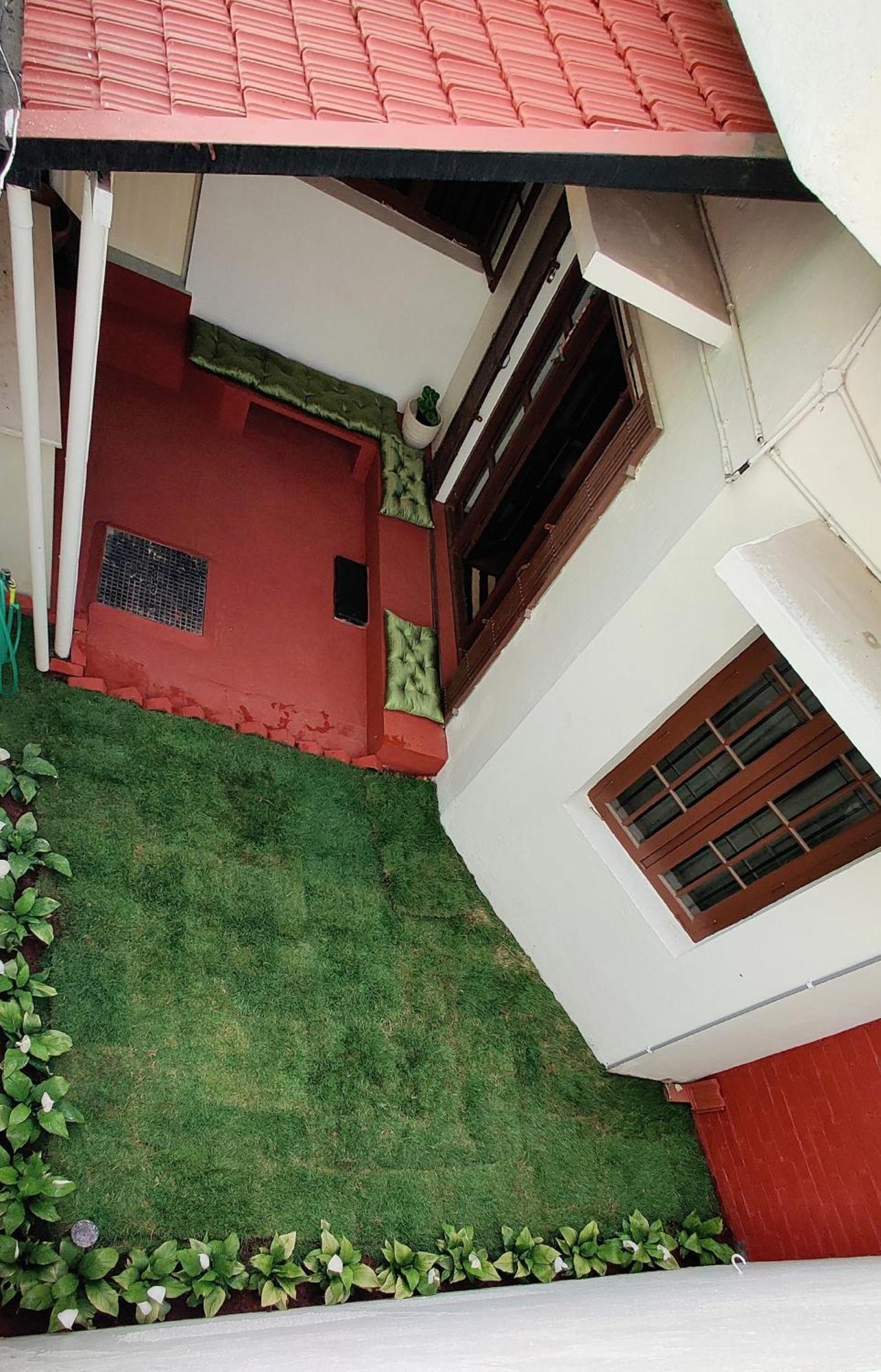 The Rustic Manor - Homestay Bangalore Extérieur photo
